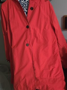 Women’s Coral Red Lightweight Rain Coat Reversable With Pockets